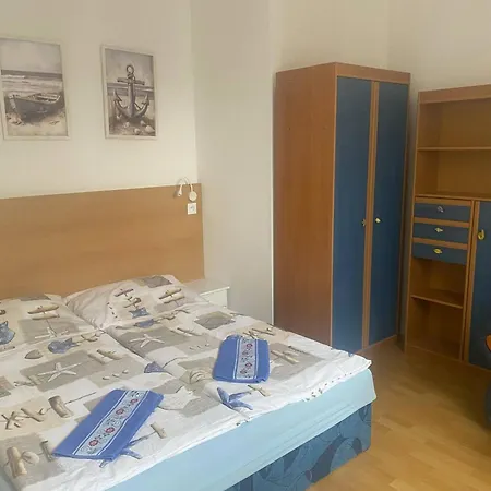 Slunicko Apartment *